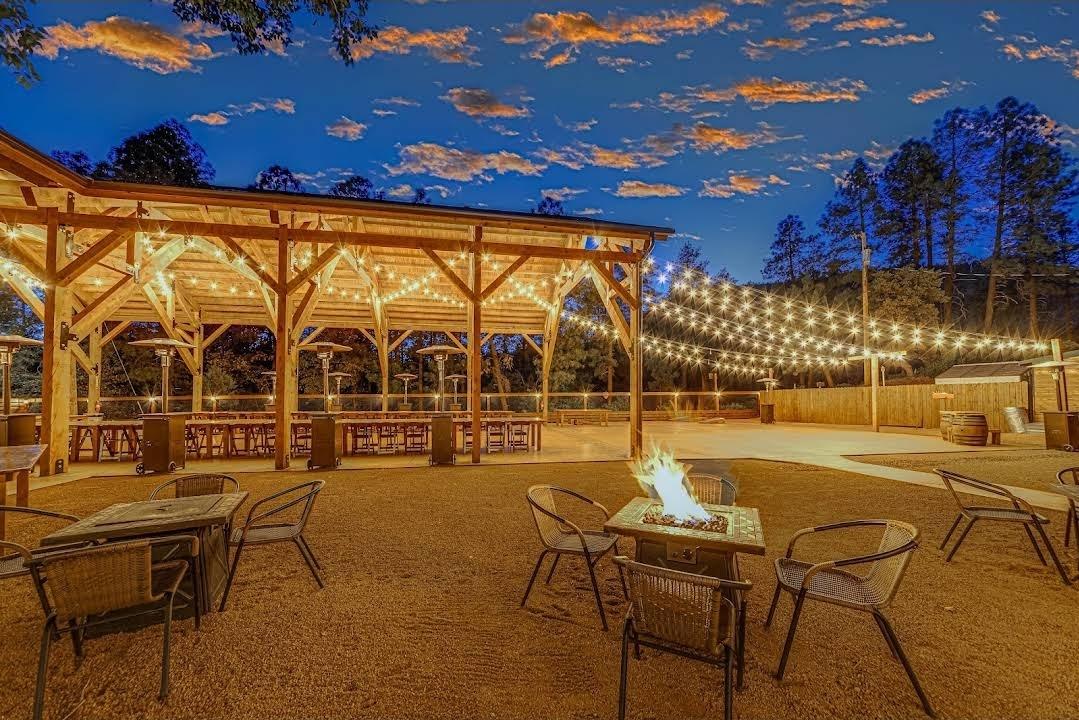 The Wedding Website of Simone Rodriguez and Thomas Prickett-Davis