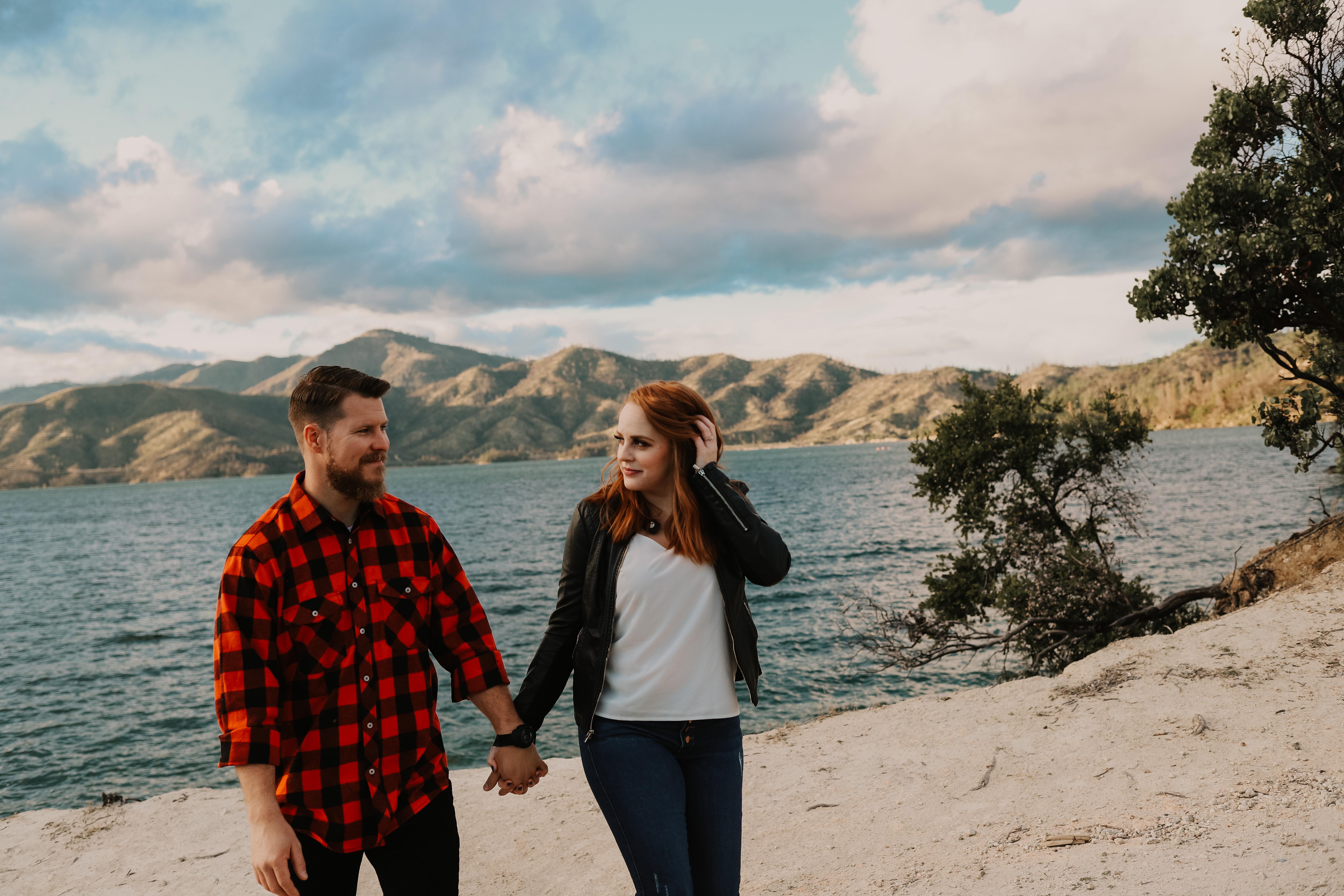 The Wedding Website of Amanda Valek and Jake Hansen