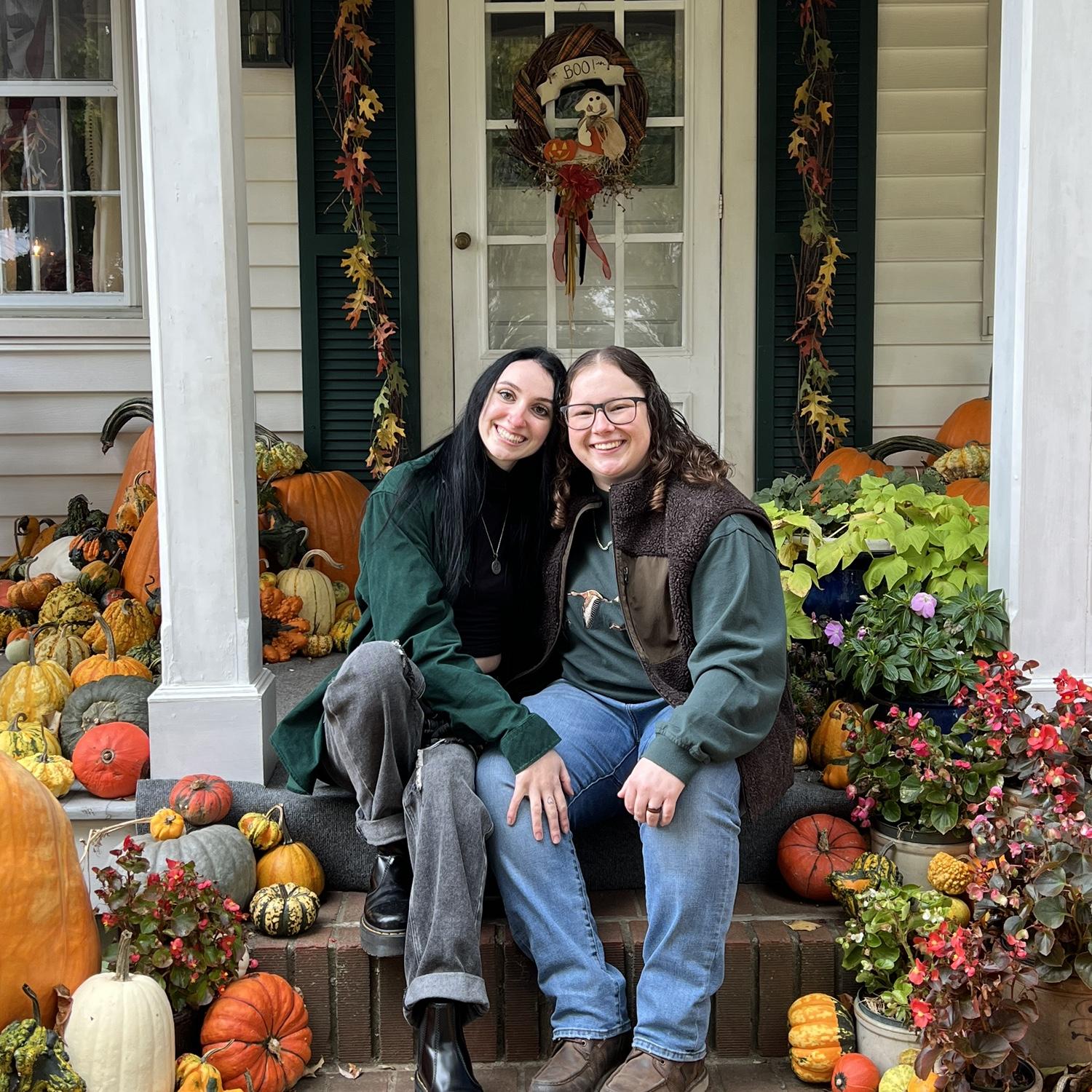 October 22, 2023: Firny Fall Family Pictures.