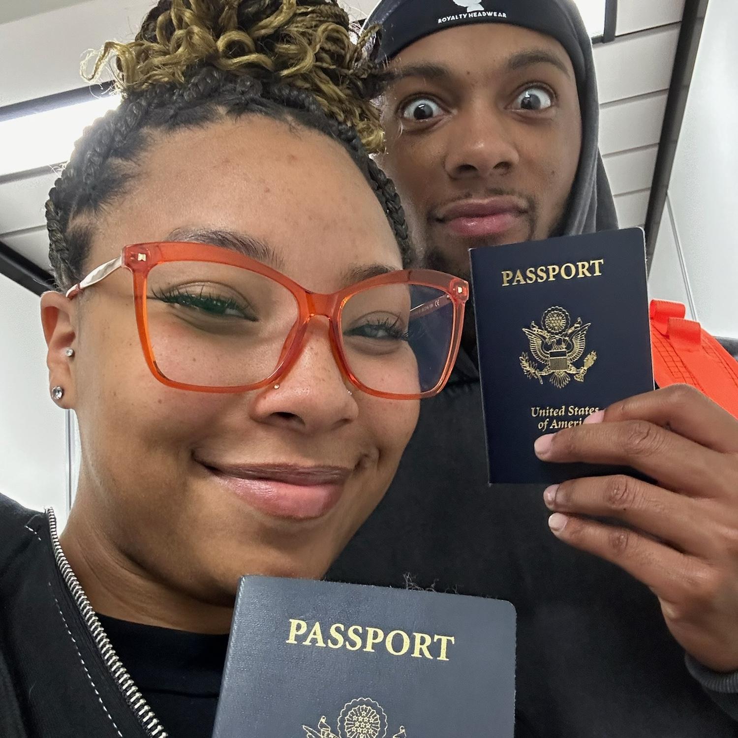 Boarding our flight to Cancun!! Our first solo trip out the country ‼️