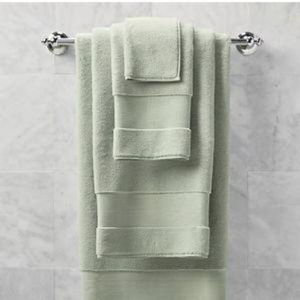 Frontgate | Bath Towel in Eucalyptus