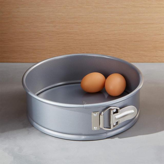 Crate&Barrel USA Pan Leakproof Springform Pan