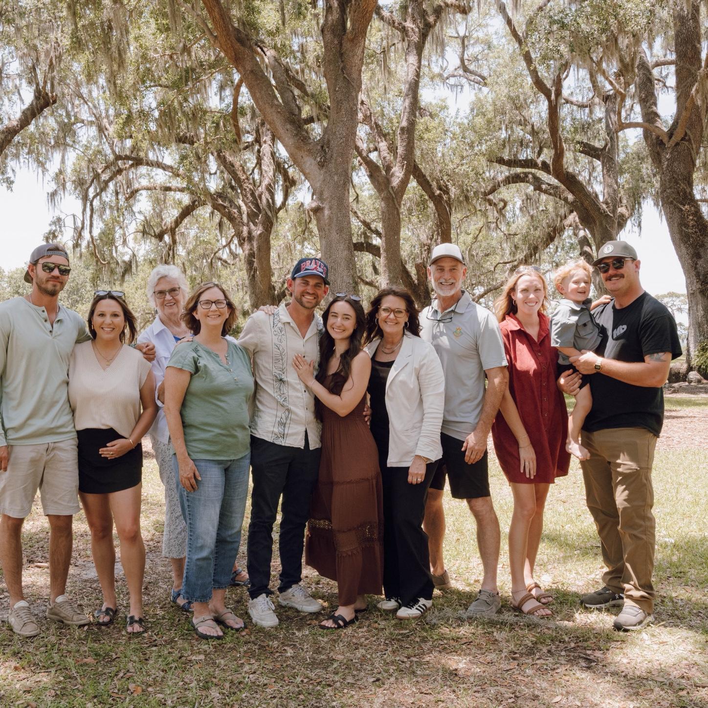 Family after the proposal 🫶🏻