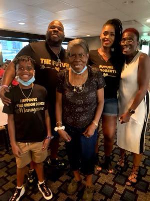 Hashtag#  Meet the Robertson’s