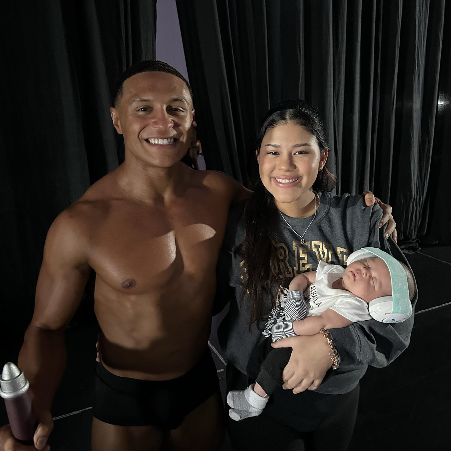 Supporting dada at his first Bodybuilding show 💪🏼