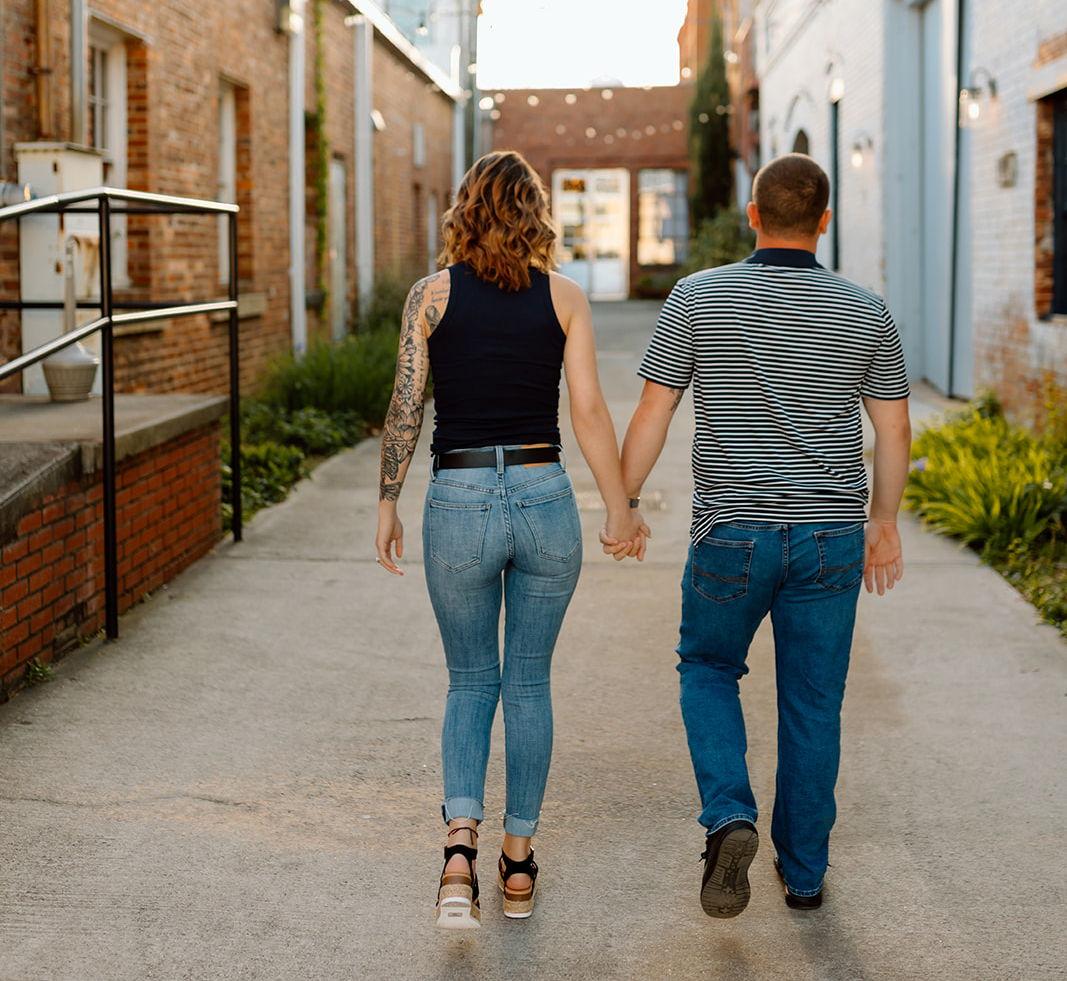 The Wedding Website of Barbie Henthorn and Austin Rhodes
