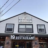19 South Main Restaurant