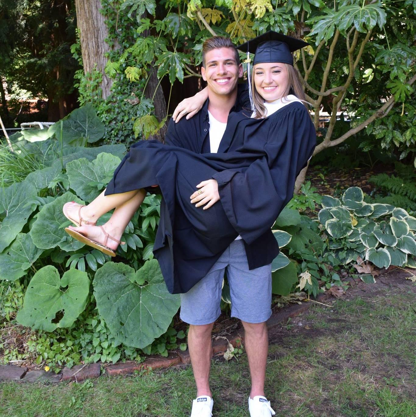 2016! Molly graduates!!!!!