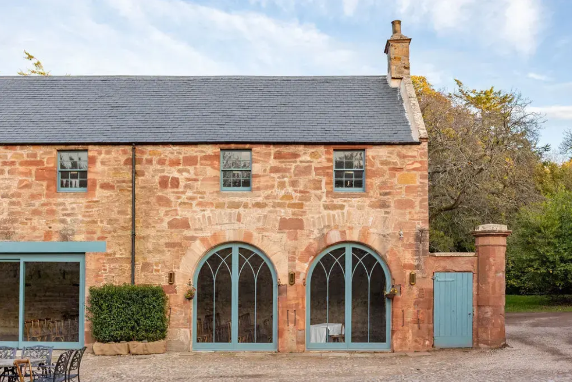 The Wedding Website of Georgia Davies and Cameron Scott