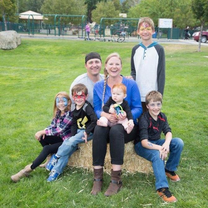 Family at Montage's Associate Picnic - Fall 2017