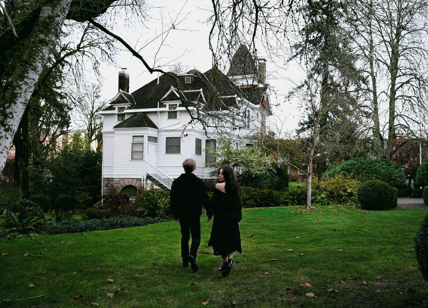 The Wedding Website of Rowan Mahoney and Lex Woodard