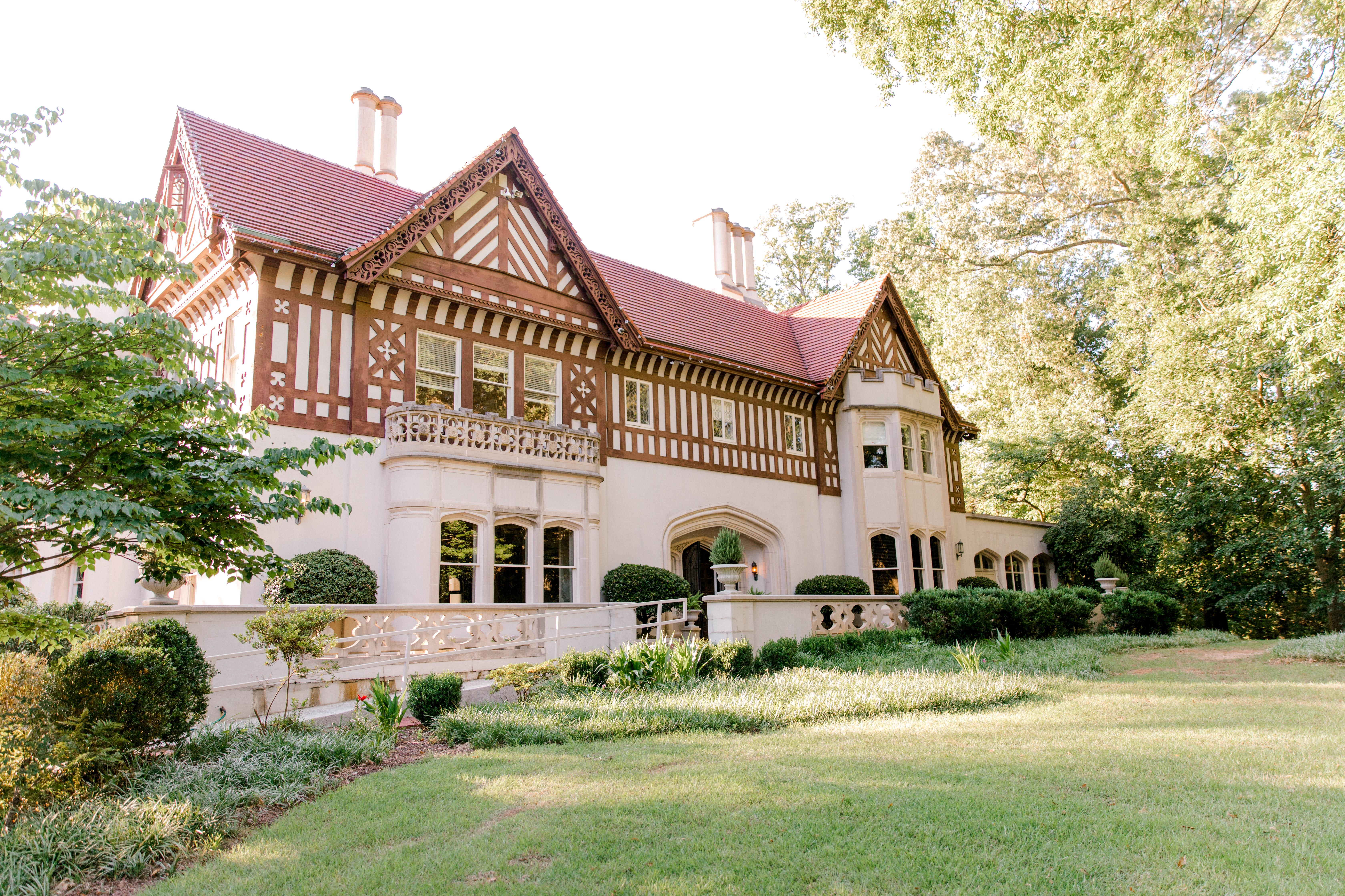 The Wedding Website of Cason Searan and Chelsea Collins