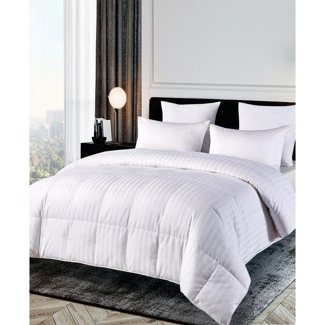 500 Thread Count Damask Stripe Duraloft® Down Alternative Full/Queen Comforter