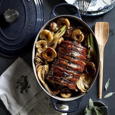 Le Creuset Signature Cast-Iron Oval Dutch Oven