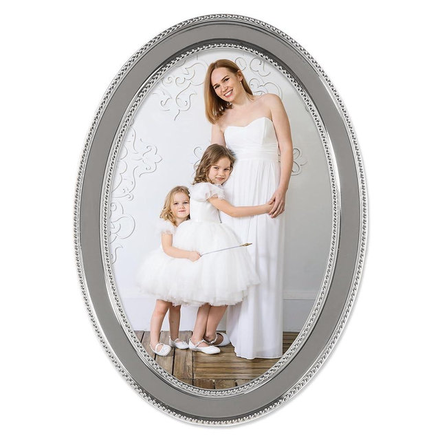 4x6 Silver Metal Oval Picture Frame - Bead Border Design