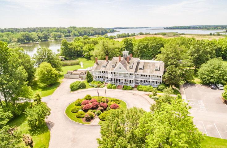 The Wedding Website of Grace Corbett and George Johnson