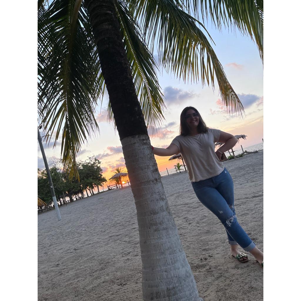 Acompañándome a trabajar en puerto cortes