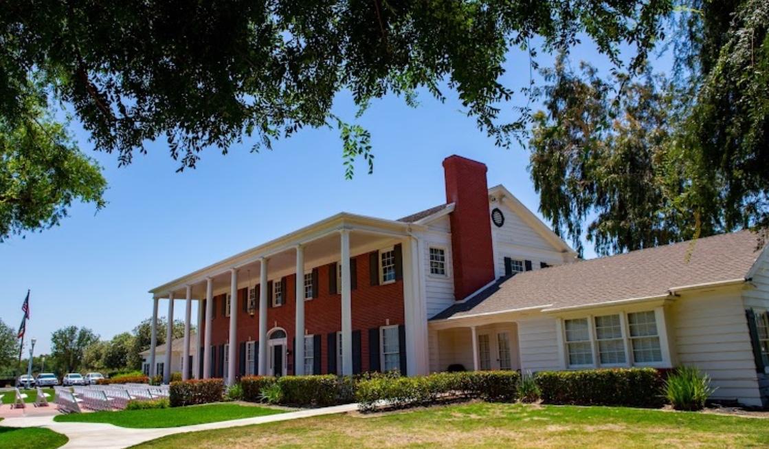 The Wedding Website of Felecia Collins and Stanislav Galadjev