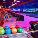 Bowlero Centreville