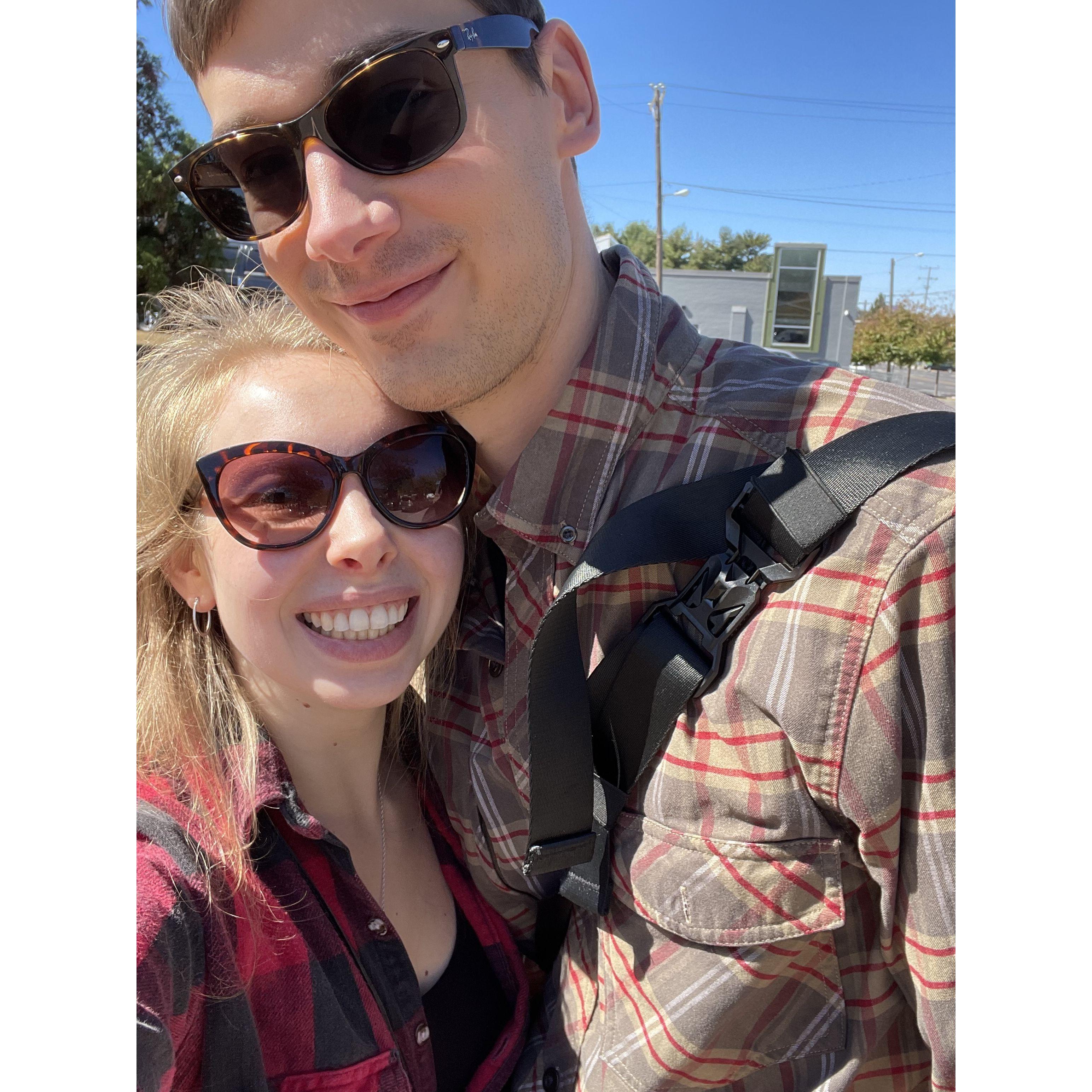 First farmer's market as an ENGAGED couple!