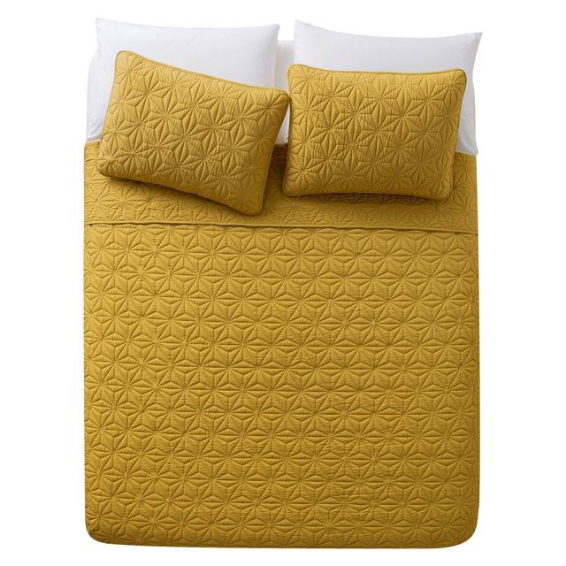Gold Kaleidoscope Embossed Quilt Set (King)3pc
