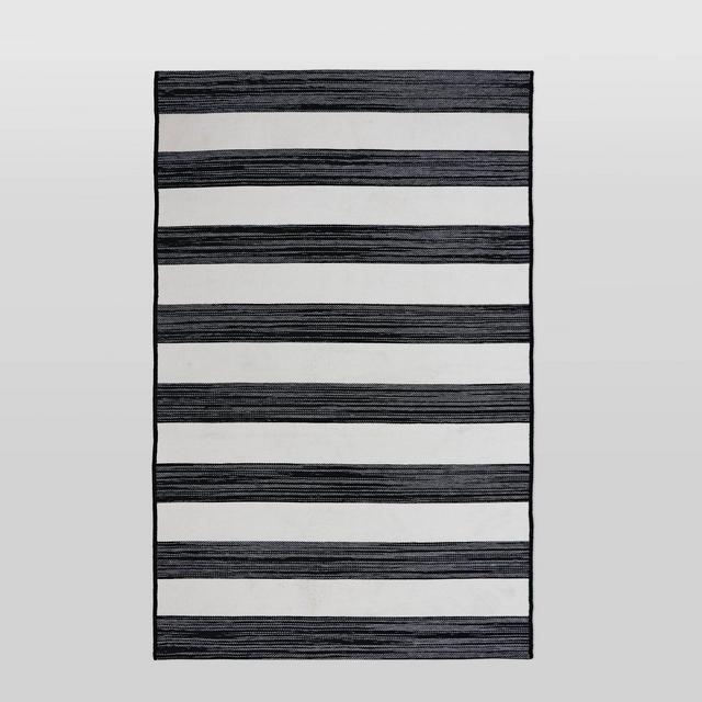 4'x6' Worn Stripe Outdoor Rug Black - Threshold™