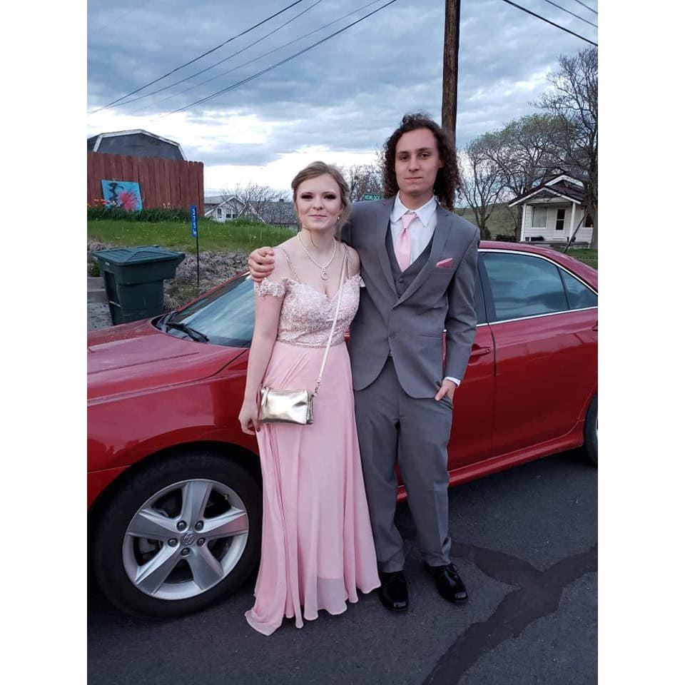 Prom (2019)