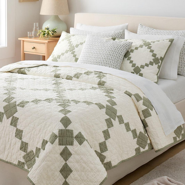 Agnes Linen Quilt
