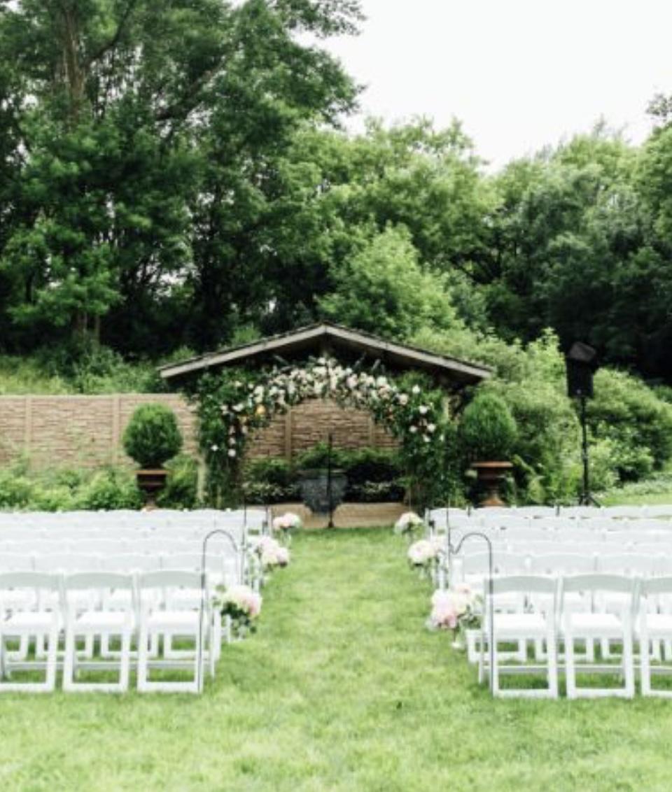 The Wedding Website of Courtney Truax and Robin Harkins