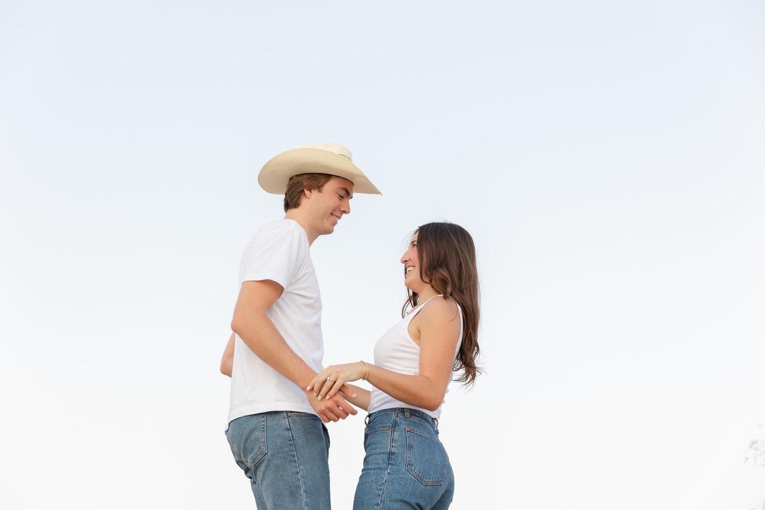 The Wedding Website of Taylor Faas and Mitchell Berthiaume