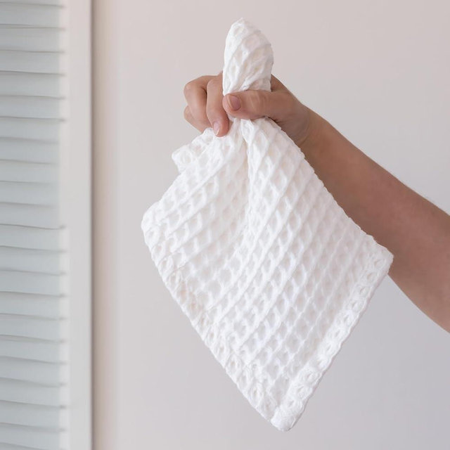 Viva Maison Premium Quality White Waffle Washcloths Set of 8 - Turkish Cotton Face Washcloth, Soft Makeup Towel, Shower Cloth, Kitchen Towel (White, Set of 8 Washcloths)