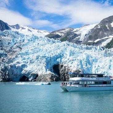 Glacier Cruise in Alaska