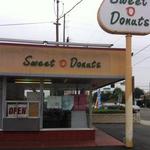 Sweet-O Donuts