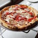 B Side Pizza & Wine Bar
