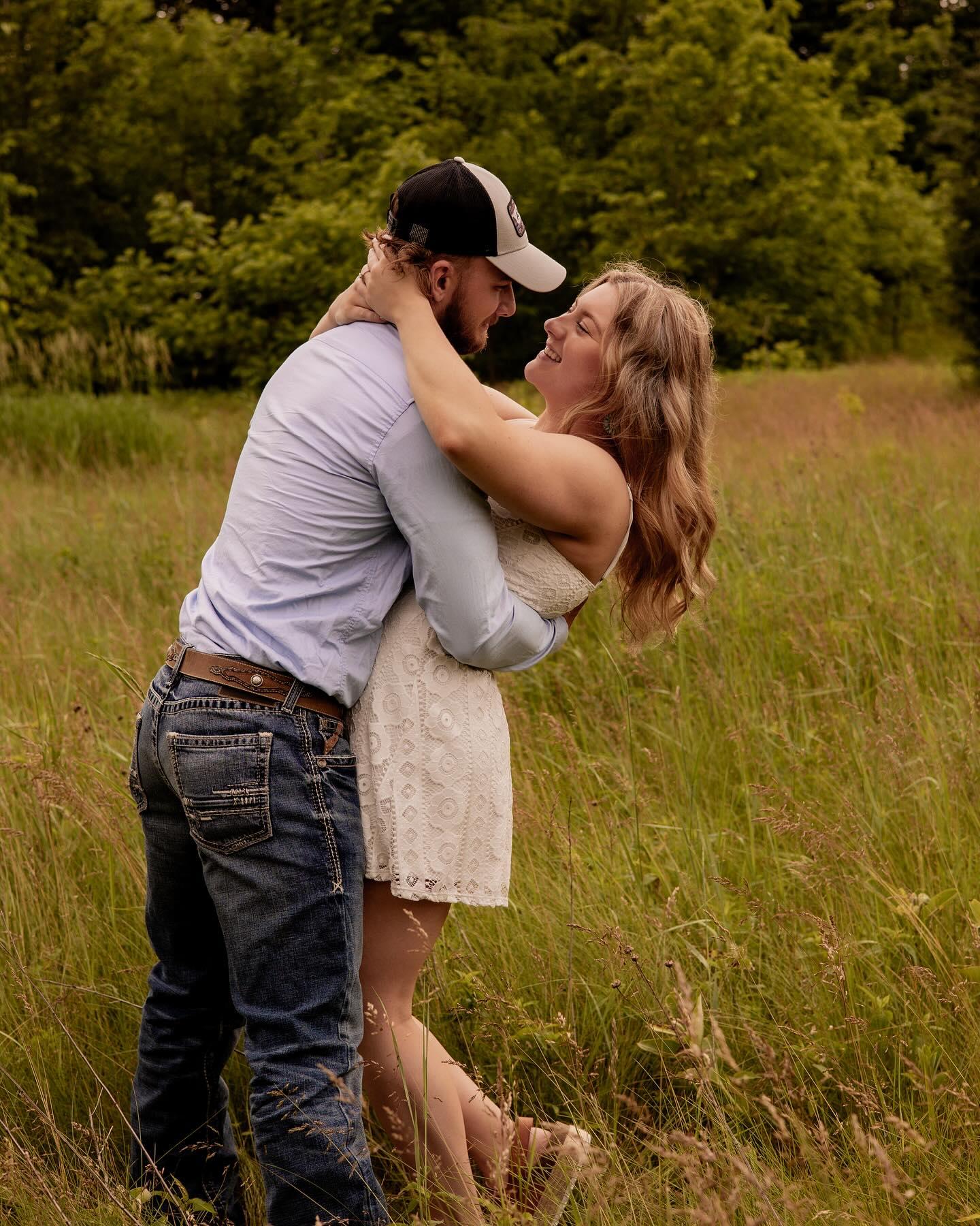 The Wedding Website of Madalynn Bagley and Austin Hennen-Petricek