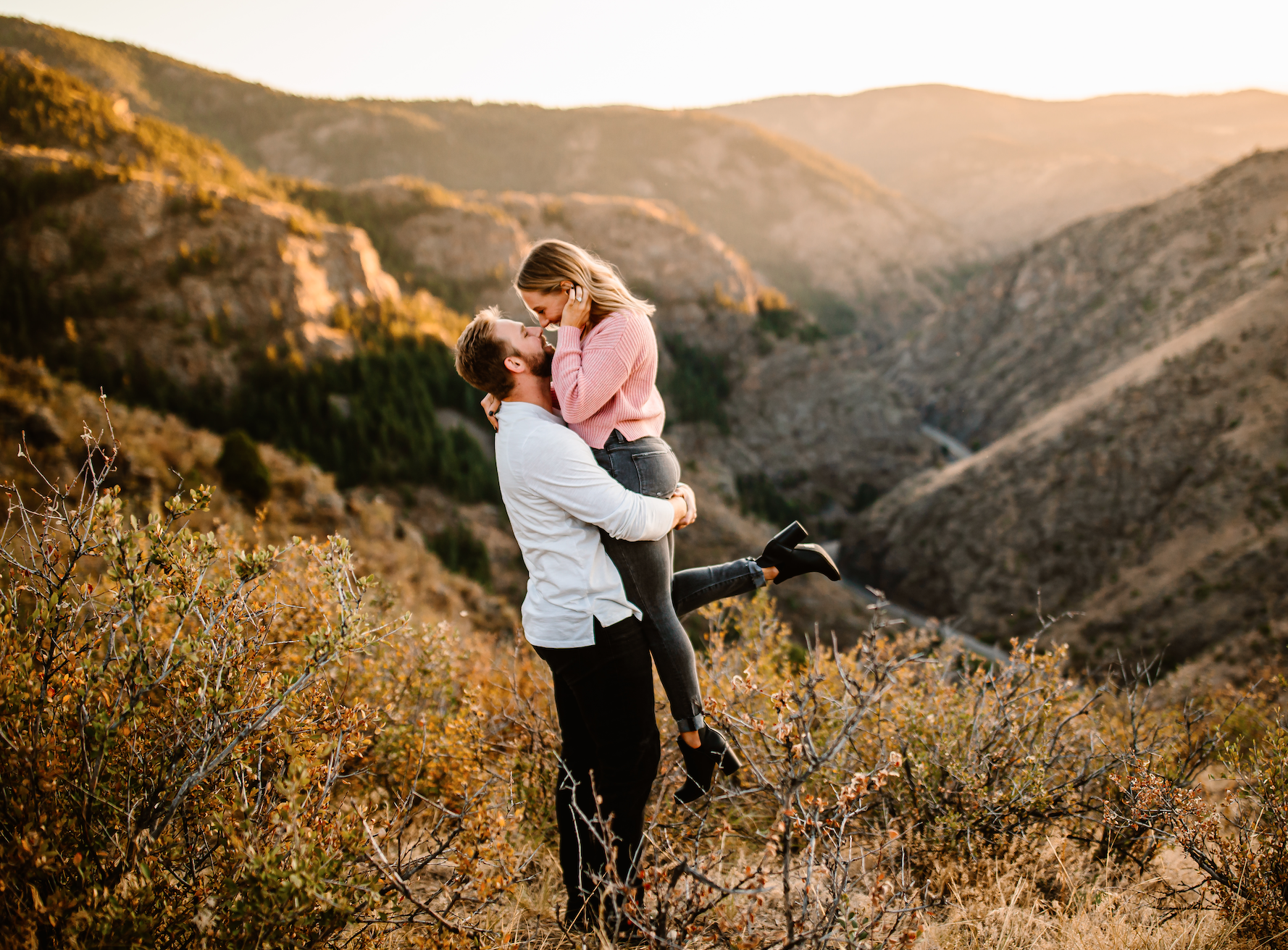 The Wedding Website of Amanda Minckley and Ethan Larson