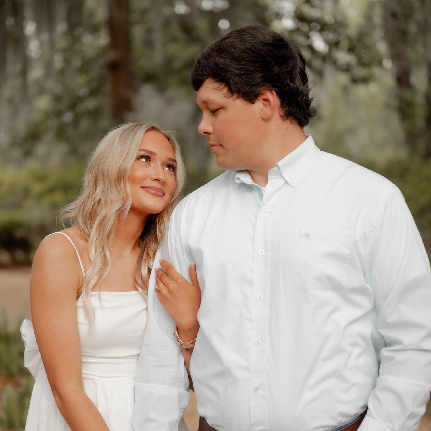 Taylor Crews and Austin Knowles' Wedding Website