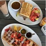Waypoint Café | Camarillo Airport
