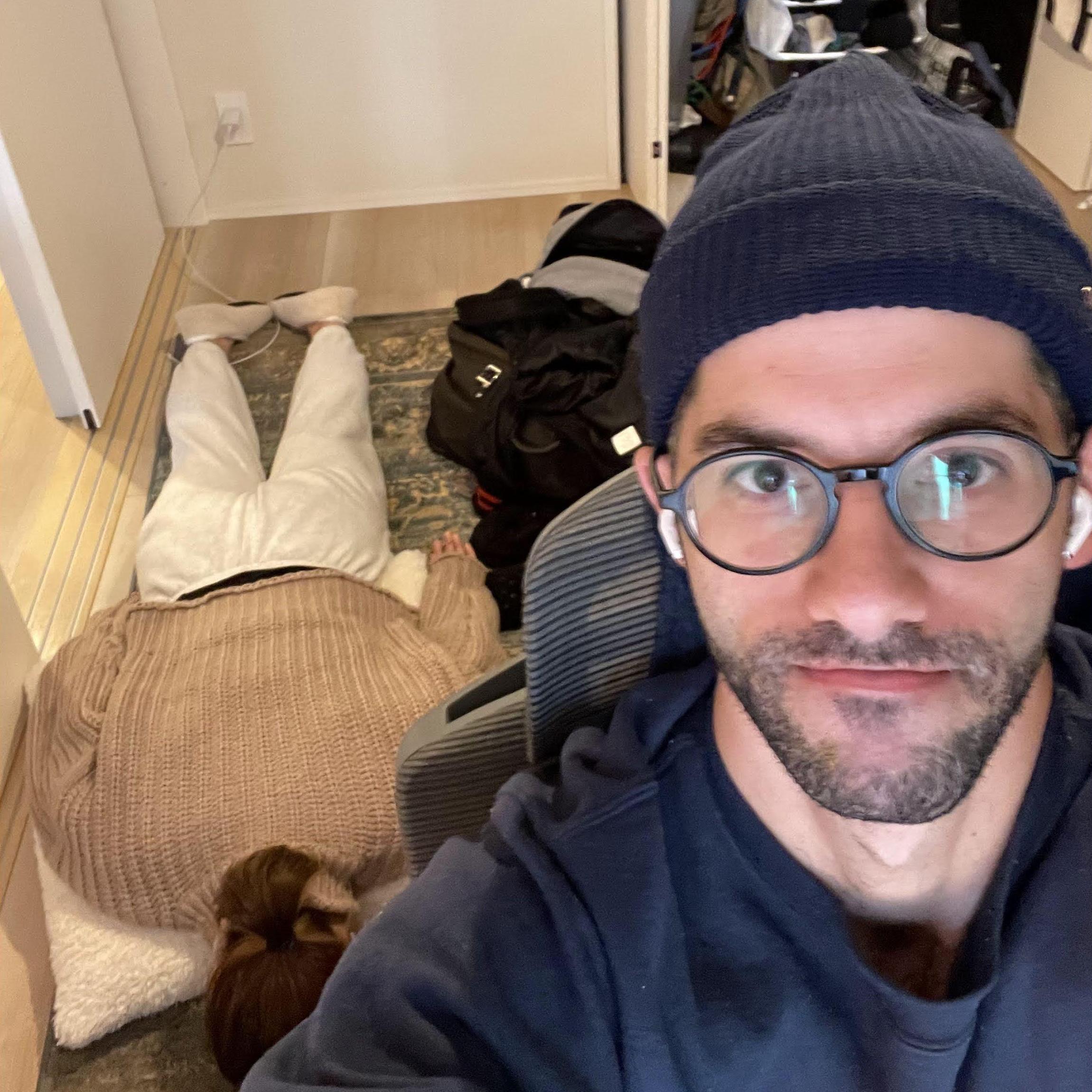 That psychopath that takes photo with the dead wife#2