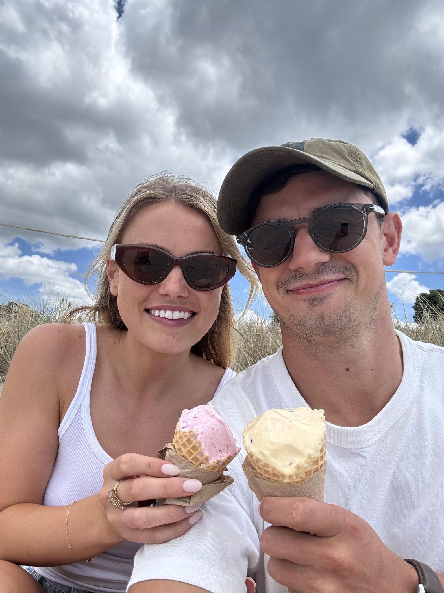 The Wedding Website of James Logan and Jazmin Menheere