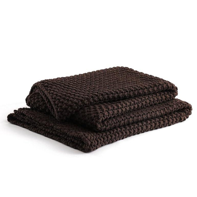 YnM Chunky Cotton Knit Throw Blanket, Cable Knit Throws for Bed Couch Sofa, Comfy & Relaxing, Decorative Piece for Farmhouse Modern Boho Rustic Scandinavian Chic Vibe, Chocolate Brown 50x60 Inches