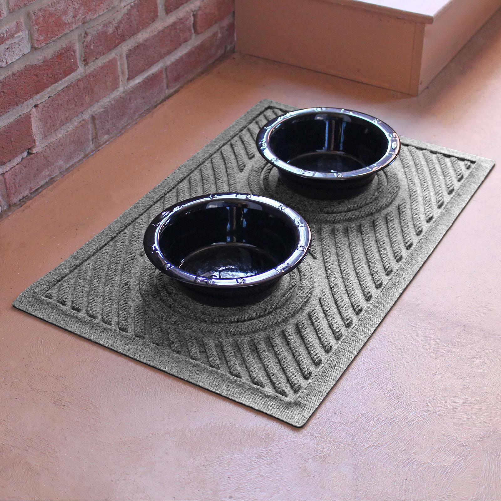 Bungalow Flooring Waterhog Squares Indoor-Outdoor Round Plant Trivet - Trivet Set of 4 - Camel