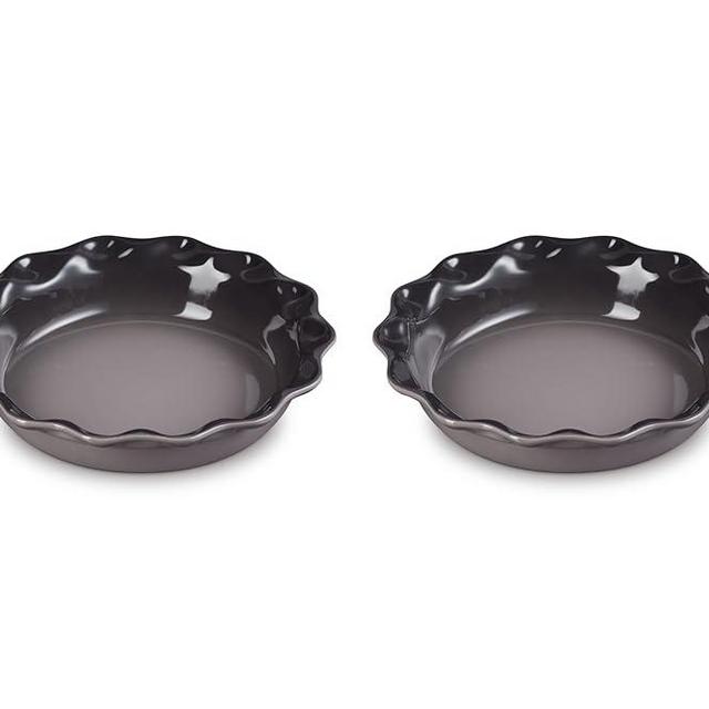 Le Creuset Stoneware Set of 2 Heritage Fluted Pie Dish, 9", Oyster