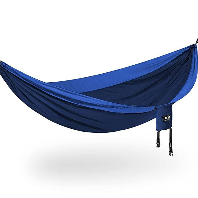 ENO SingleNest Hammock - Lightweight, 1 Person Portable Hammock - for Camping, Hiking, Backpacking, Travel, a Festival, or The Beach - Navy/Royal