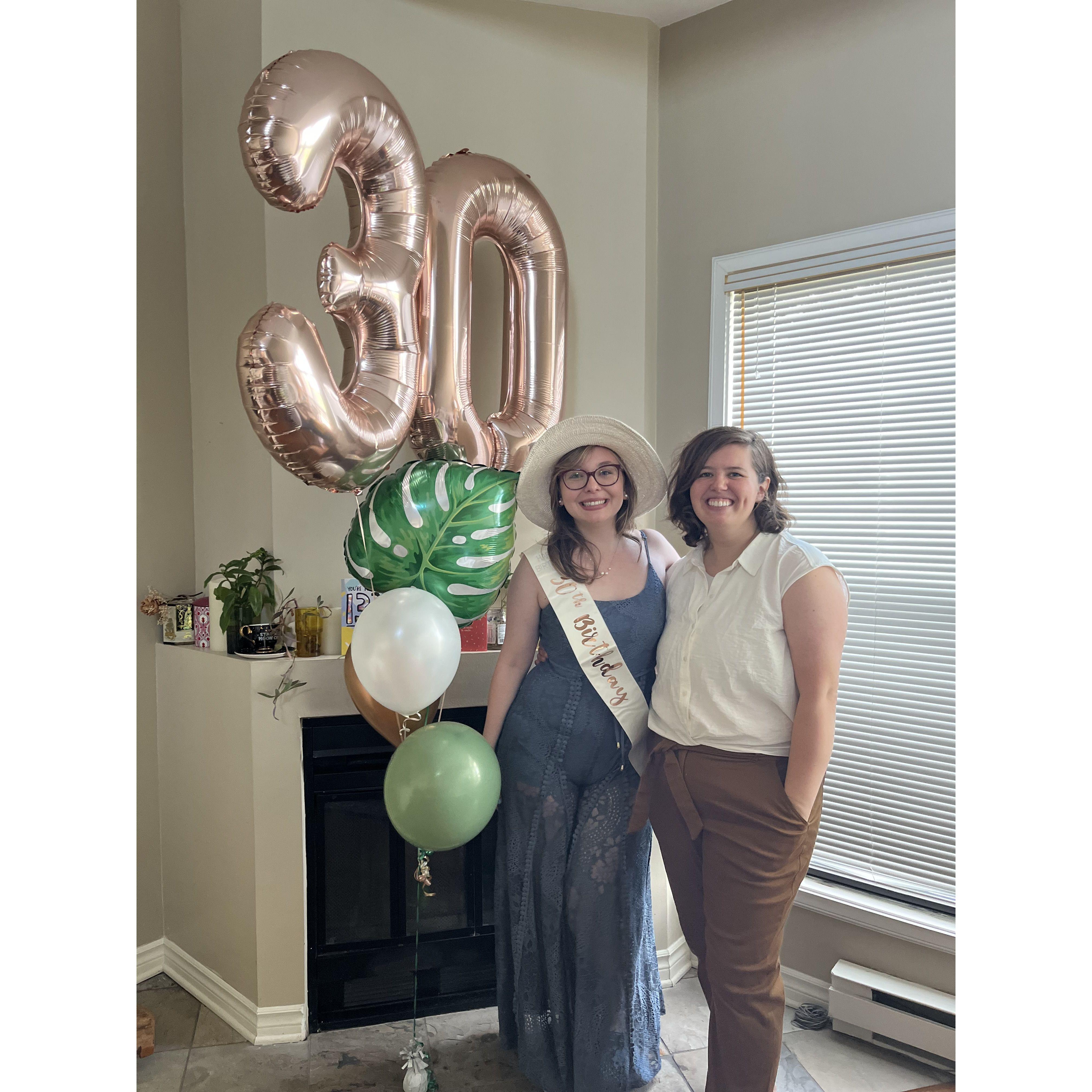 “These gays are trying to murder me!” Julianna's 30th White Lotus murder mystery. (July 2023)