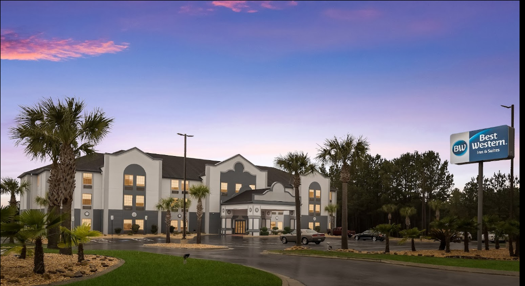 The Wedding Website of Zakiya Lescott and Amare Lewis