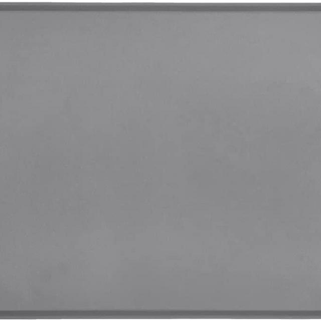 AmazonBasics Waterproof Anti-Slip Silicone Pet Food and Water Bowl Mat