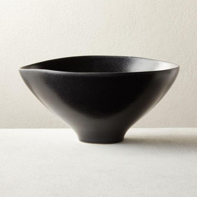 Nita Black Serving Bowl