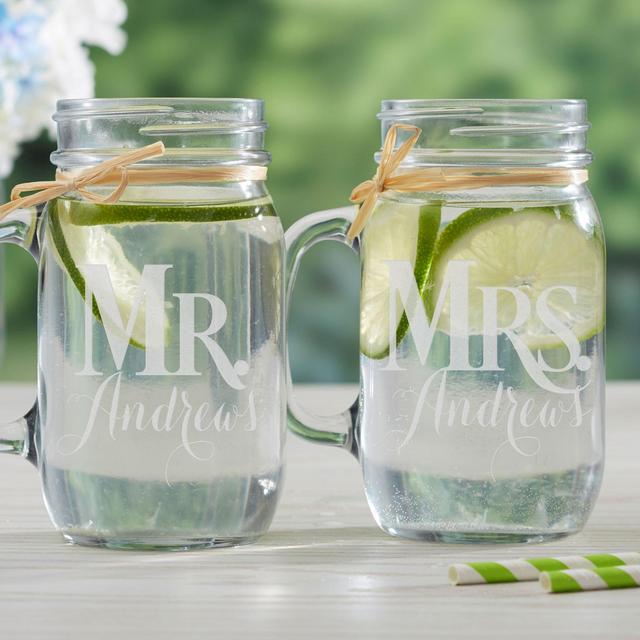 Mr. & Mrs. 2-Piece Glass Mason Jar Set.