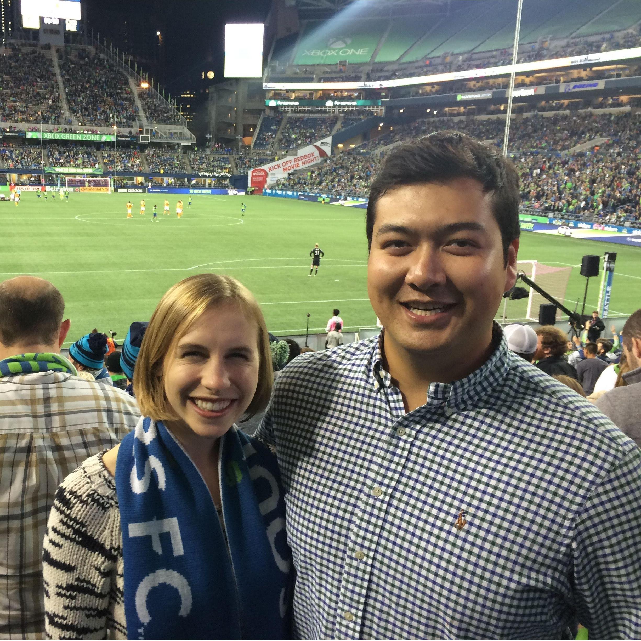 Mike joins Amanda in Seattle ~ Oct 2016